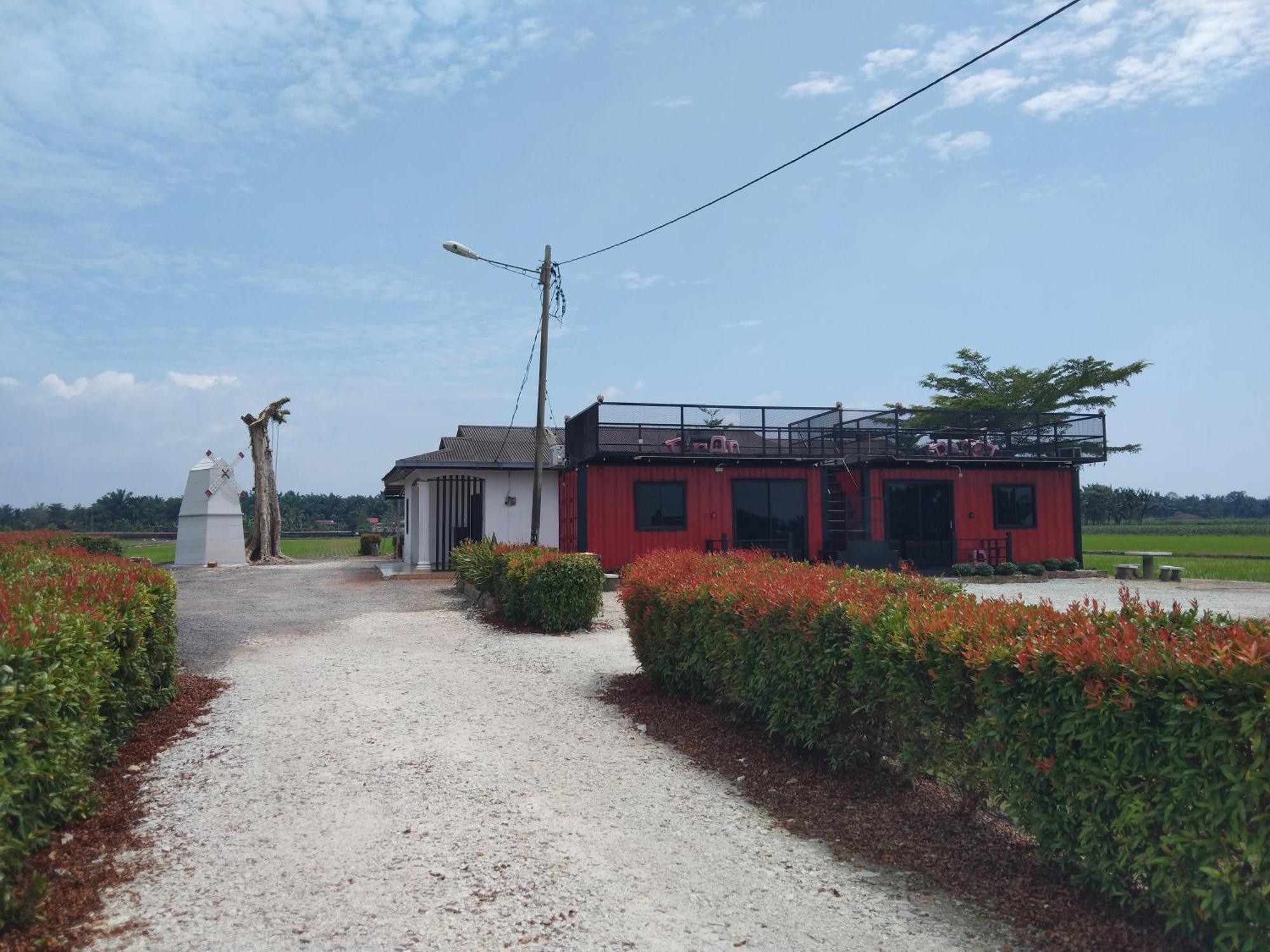 Casa Villa Homestay Sekinchan Exterior photo